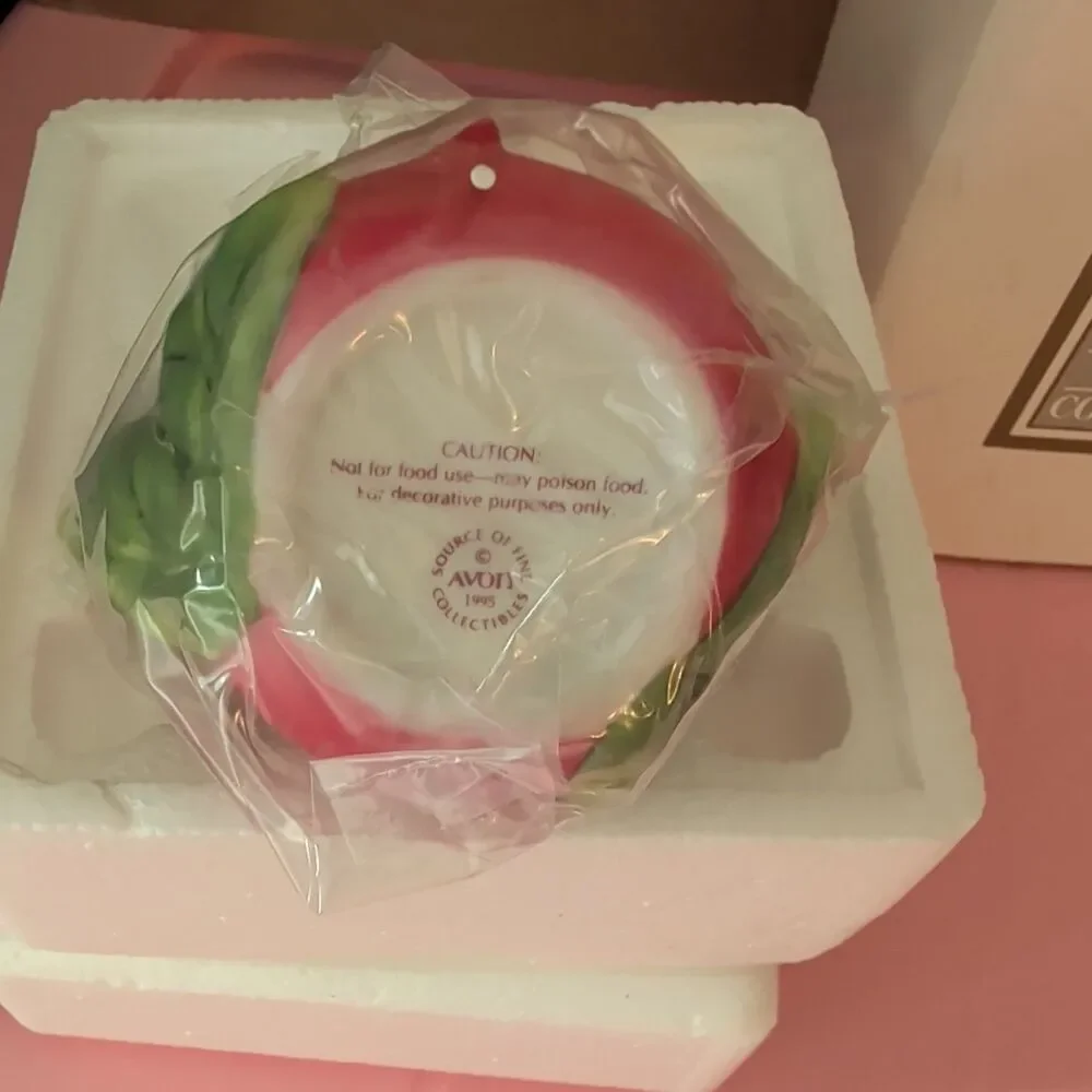 1995 AVON SEASONS TREASURES MINI TEAPOT COLLECTION - ROSE w/ BUTTERFLY LID - NIB